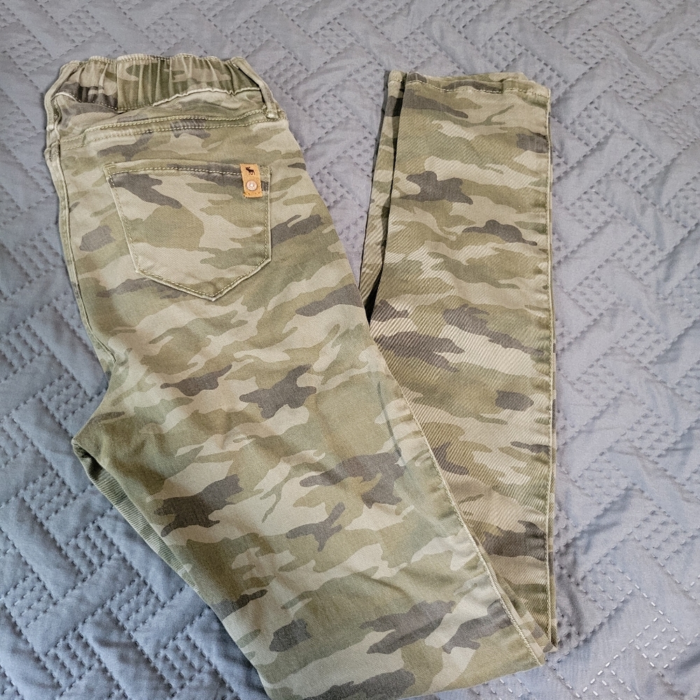 Abercrombie and Fitch camo Jean size 12/13